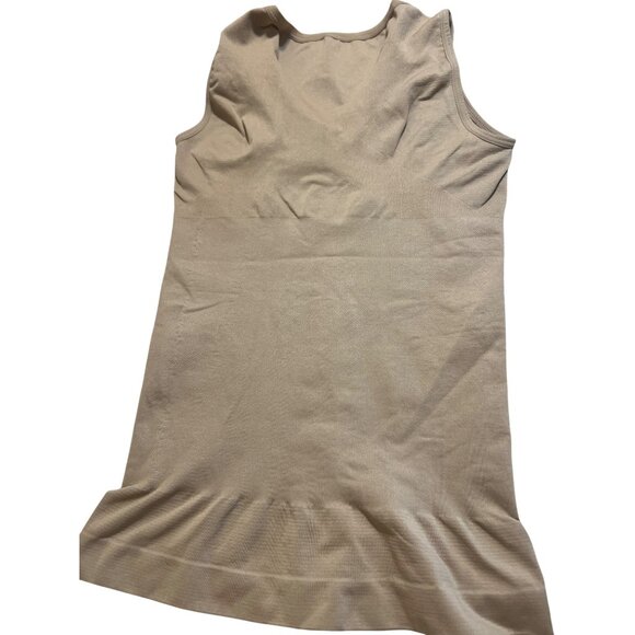 Marilyn Monroe Intimates Sleeveless Shapewear Tank Top Nude Beige Sz M NWOT - Picture 5 of 5